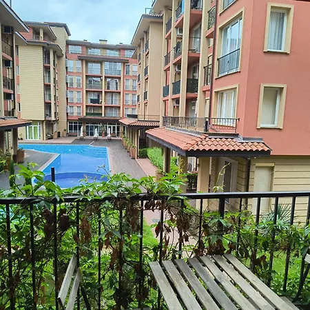 Sunny Vew Apartment *